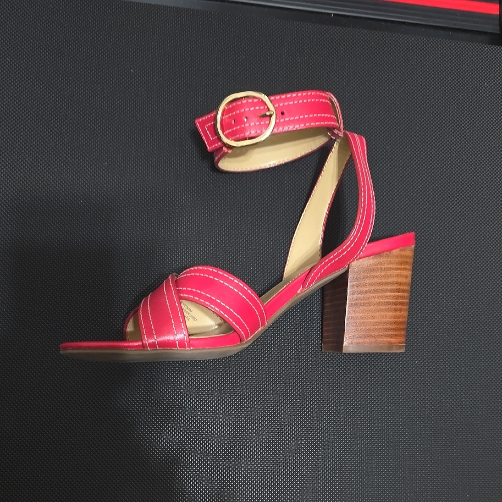 TALBOTS Red Strappy Block Heel Sandals